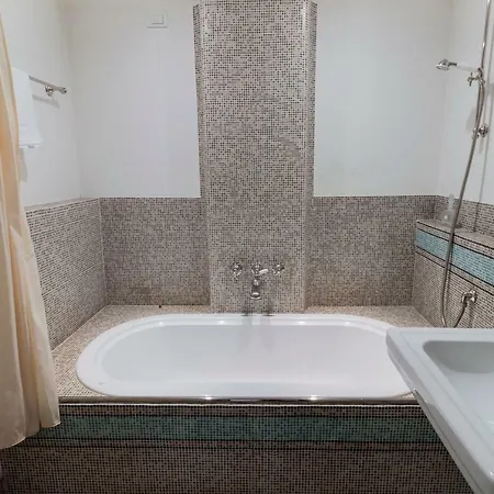Antica Apartment *